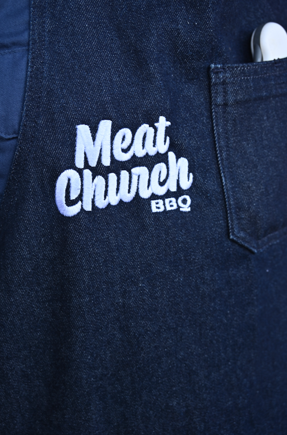 hedley-and-bennett-meat-church-apron-navy-w8 Screenshot_2024-07-03_at_2.52.19_PM.png